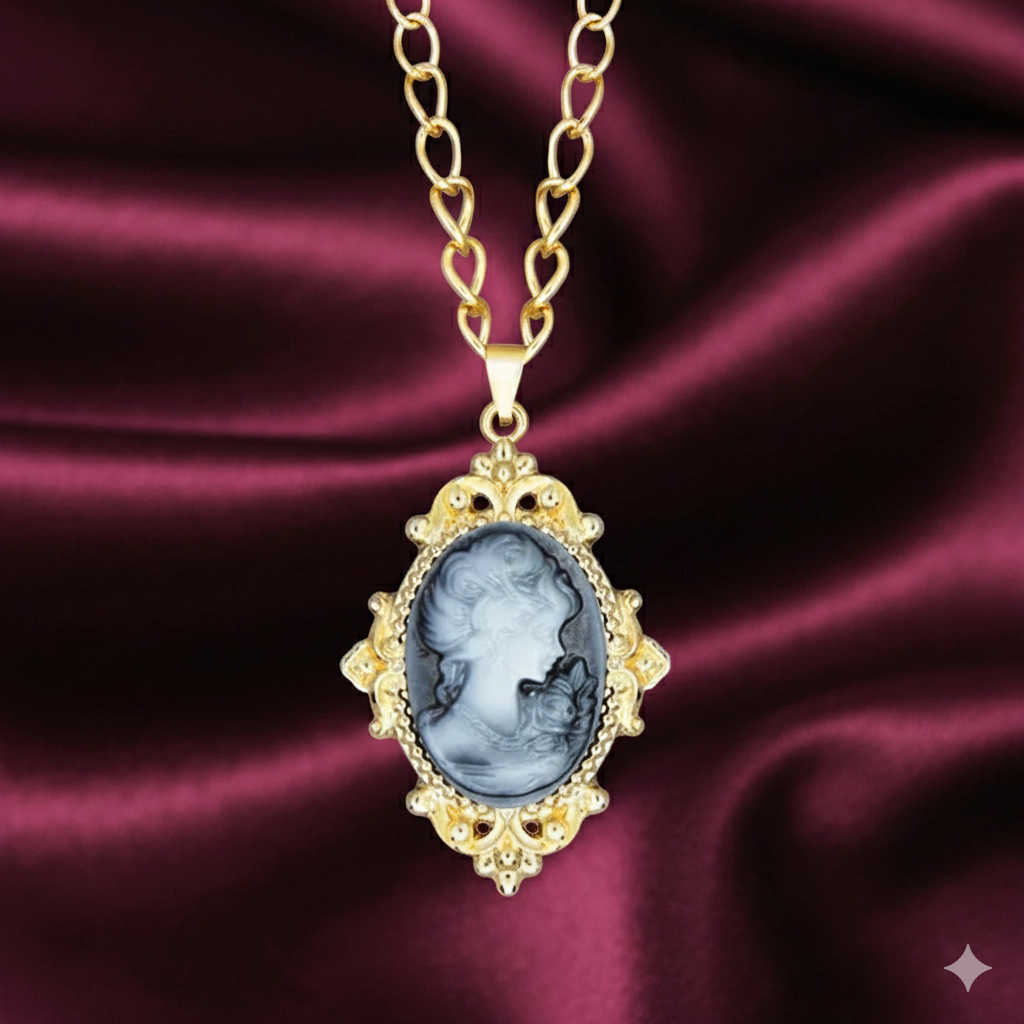 Lady Queen Cameo Necklace Pendant (1890s Inspired)
