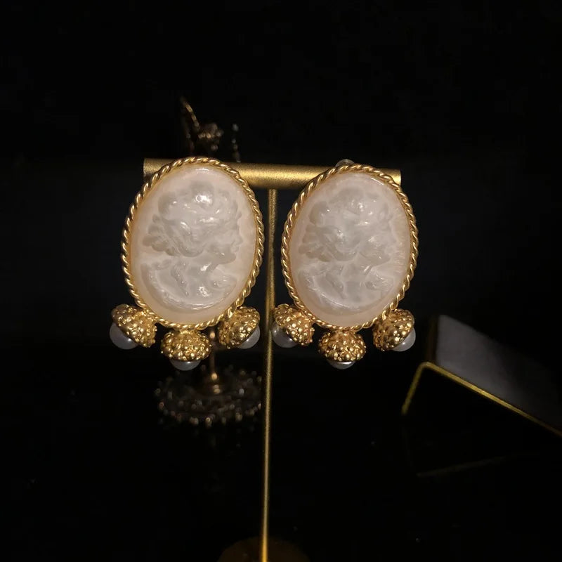 Retro Goddess Cameo & Faux Pearl Clip-On Earrings