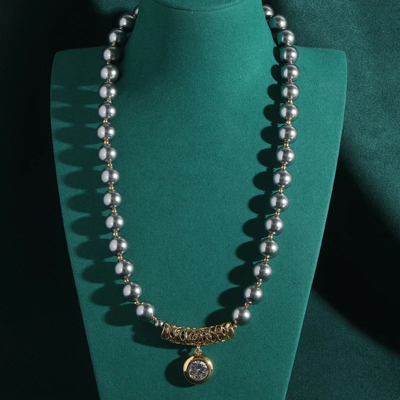 Gray Pearl & Zircon Pendant Necklace – Retro Hollywood Noir Revival