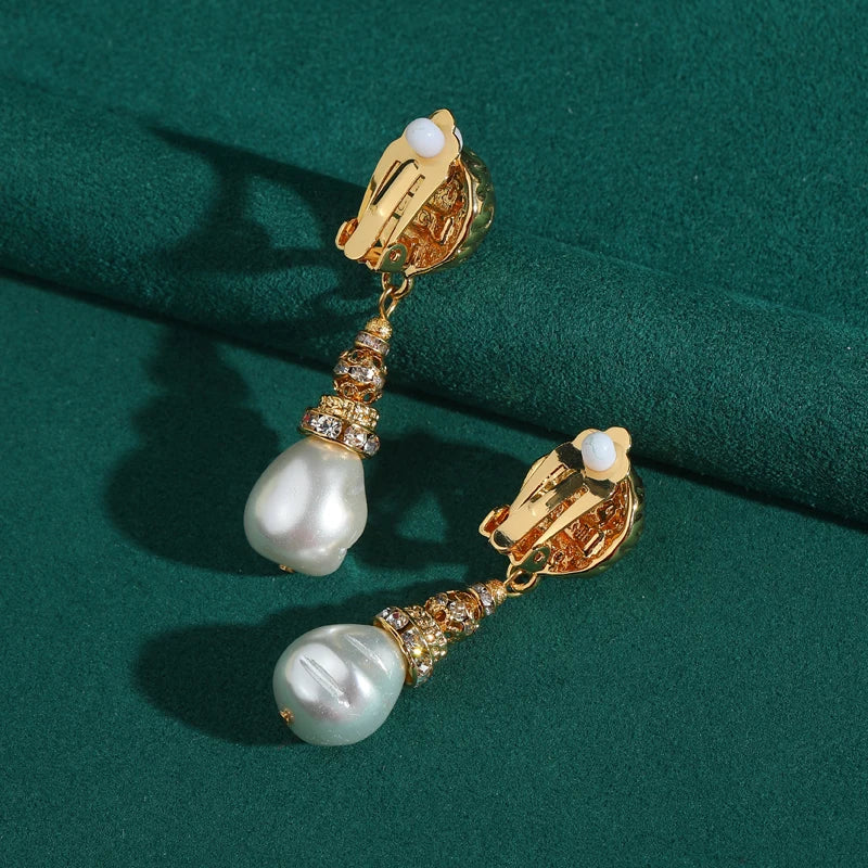 Retro Hollywood Baroque Pearl Pendant Earrings – Gold Filigree & Rhinestone Drop Clip-Ons