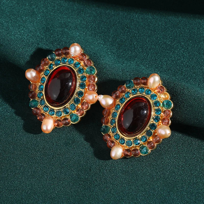Jewel Glaze Oval Pearl Stud Earrings – Vintage-Inspired Baroque Bloom
