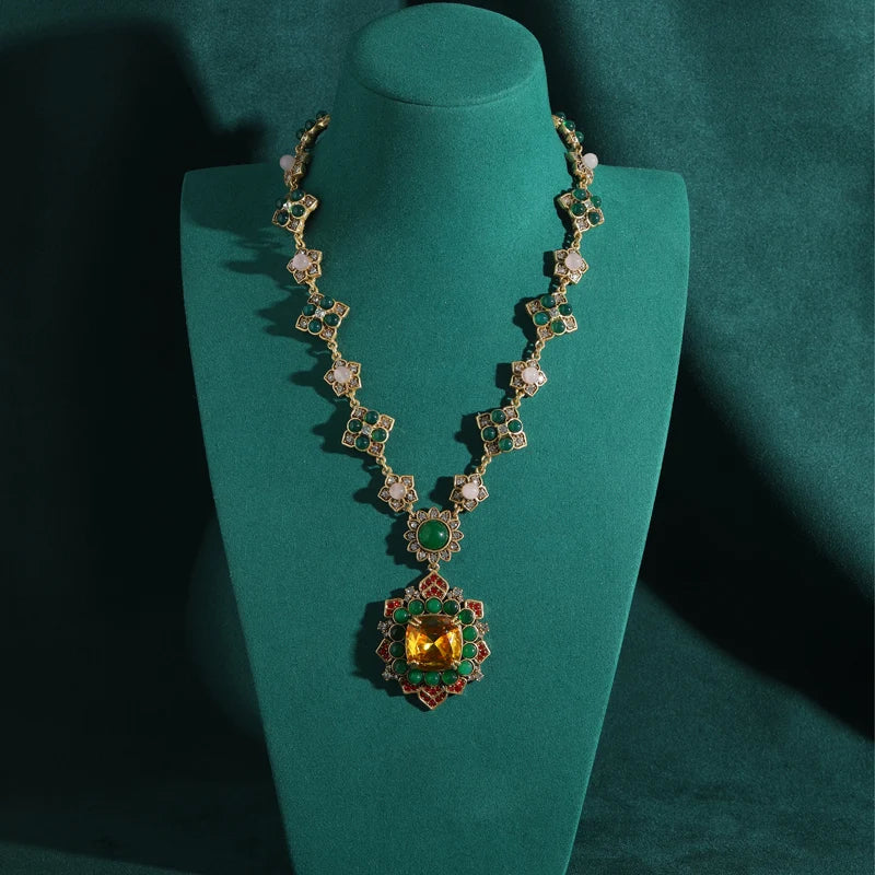 Vintage Green Glaze Pendant Necklace with Crystal Pink Flower