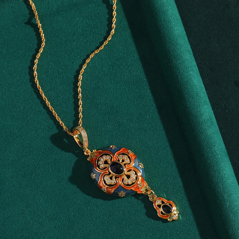 Vintage Palace Style Carved Pendant Necklace