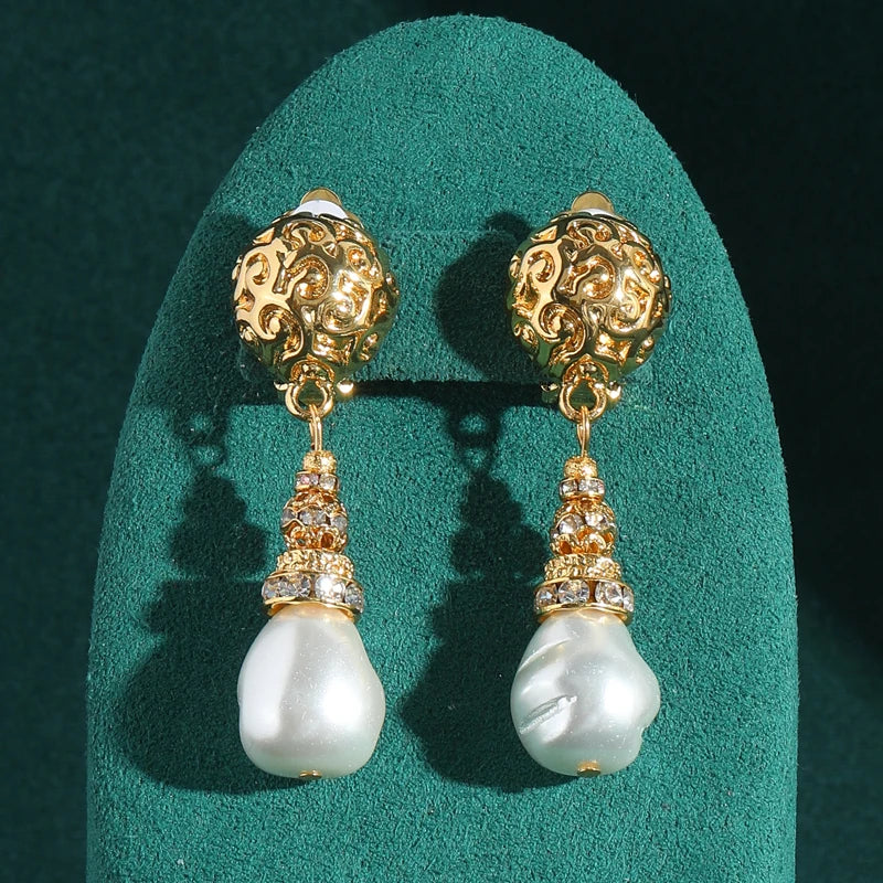 Retro Hollywood Baroque Pearl Pendant Earrings – Gold Filigree & Rhinestone Drop Clip-Ons