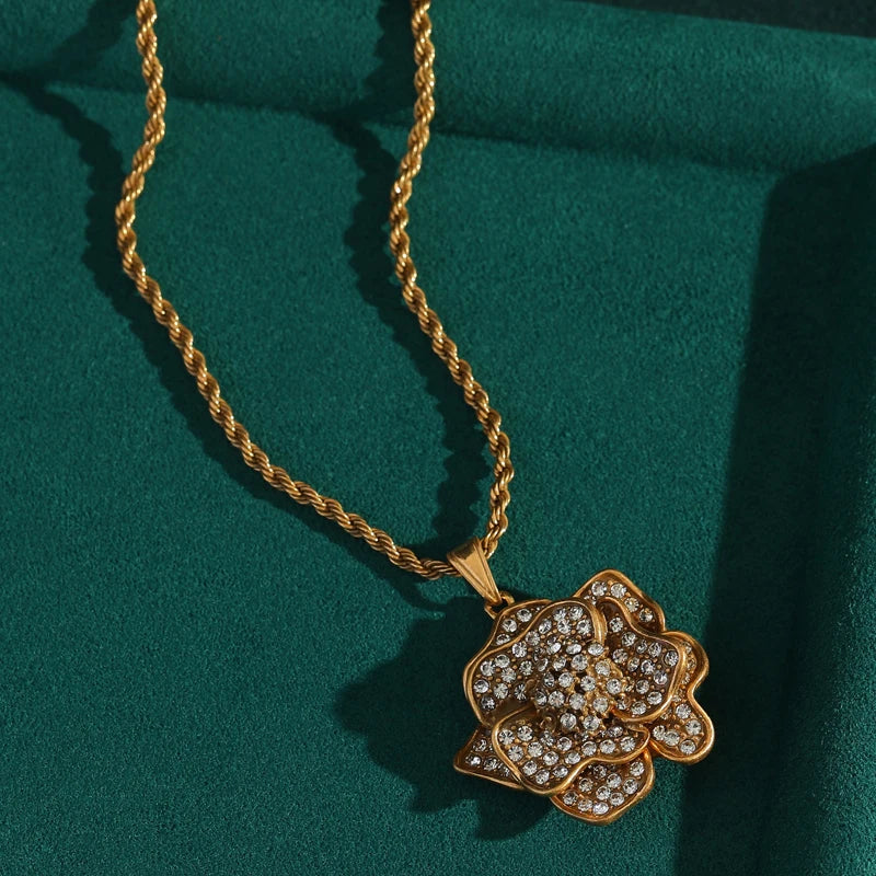 Vintage Camellia Rose Pendant Necklace – 1950s Romantic Garden Glam