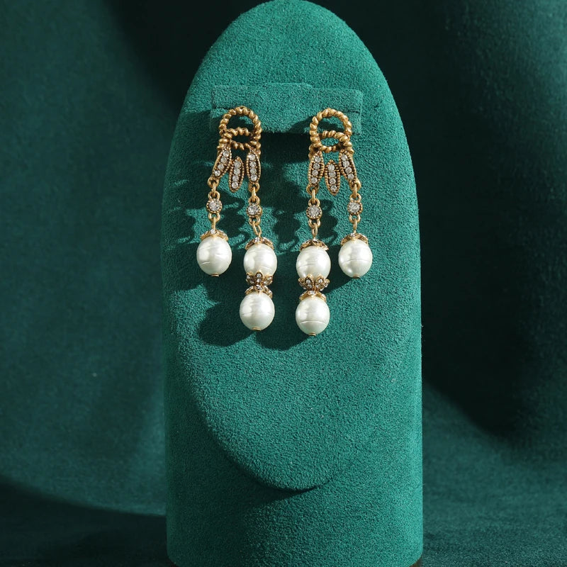 Retro Hollywood Baroque Pearl Tassel Earrings – Freshwater Drop Chandelier Pair