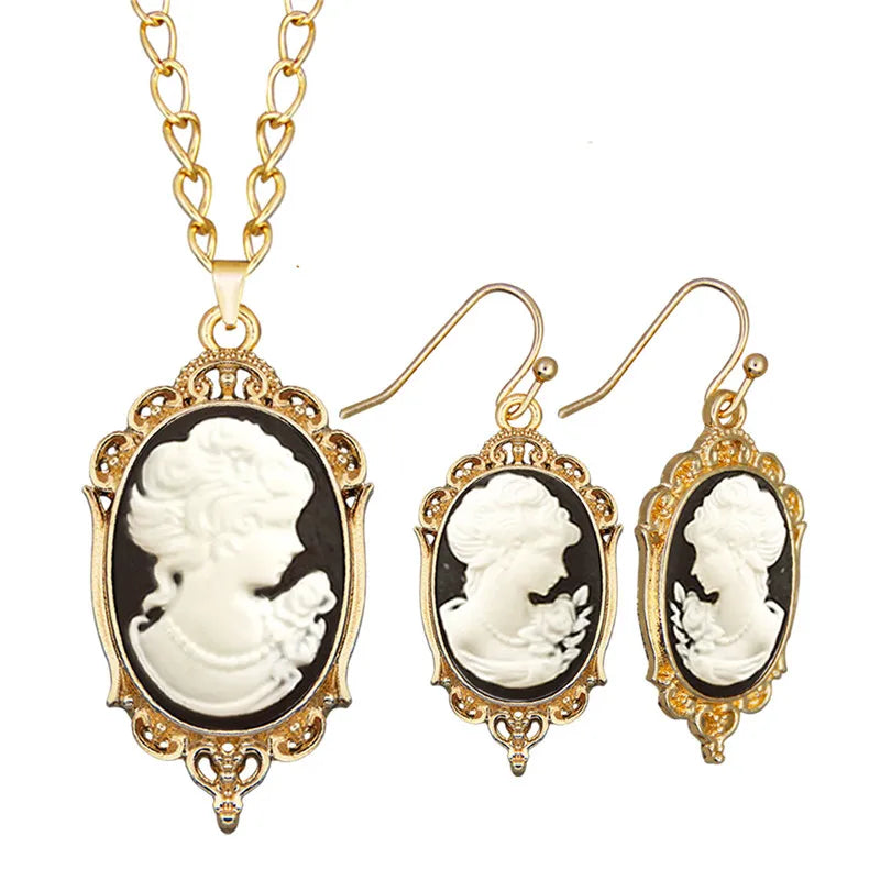Lady Queen Cameo Jewelry Set – Necklace & Earrings (1890s Inspired)