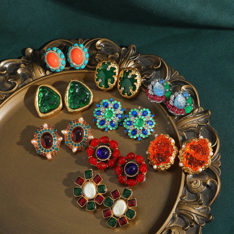 Jewel Glaze Oval Pearl Stud Earrings – Vintage-Inspired Baroque Bloom