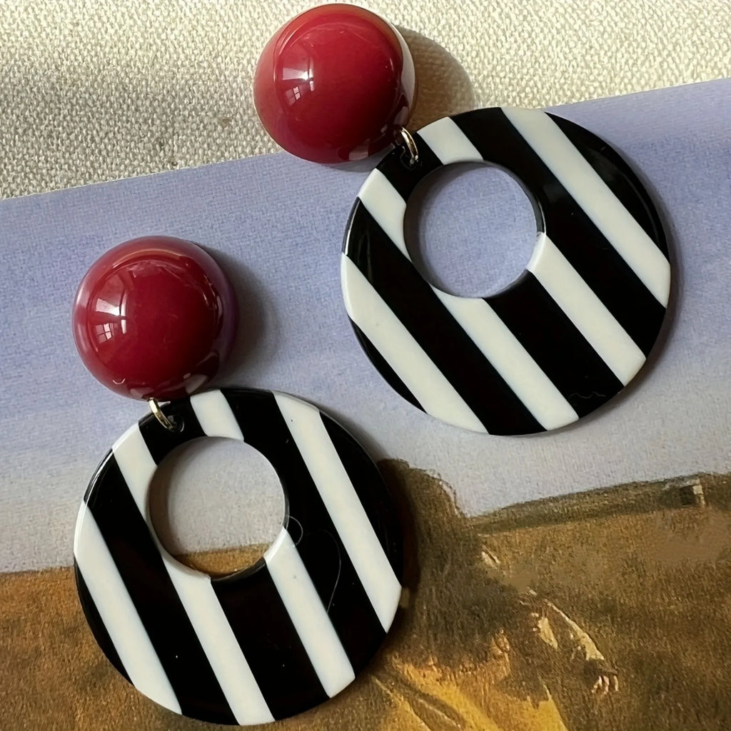 Vintage Striped Dangle Earrings – Graphic Pop Statement