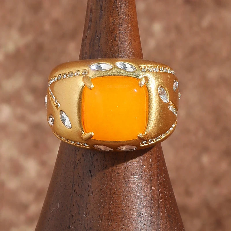 Vintage Yellow Agate & Blue Rhinestone Gold-Plated Statement Ring – Adjustable