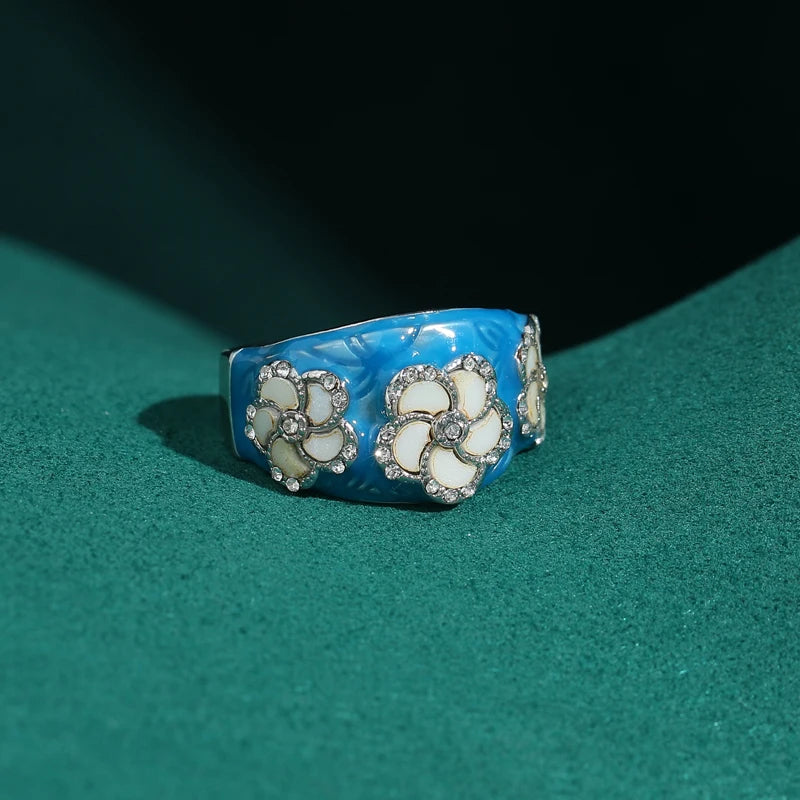 Vintage Blue Enamel & White Flower Gold Plated Cocktail Ring - Natural Stone Inlay