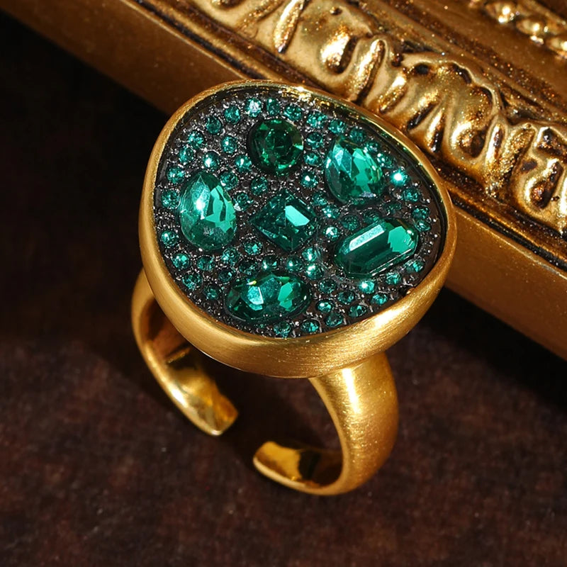 Vintage Green Crystal Starry Disc Gold-Plated Statement Ring – Adjustable