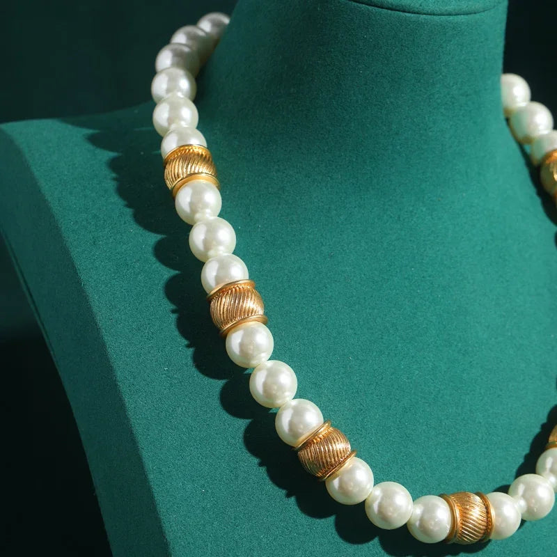 Luxury Freshwater Pearl Choker Necklace with Hammered Gold Beads