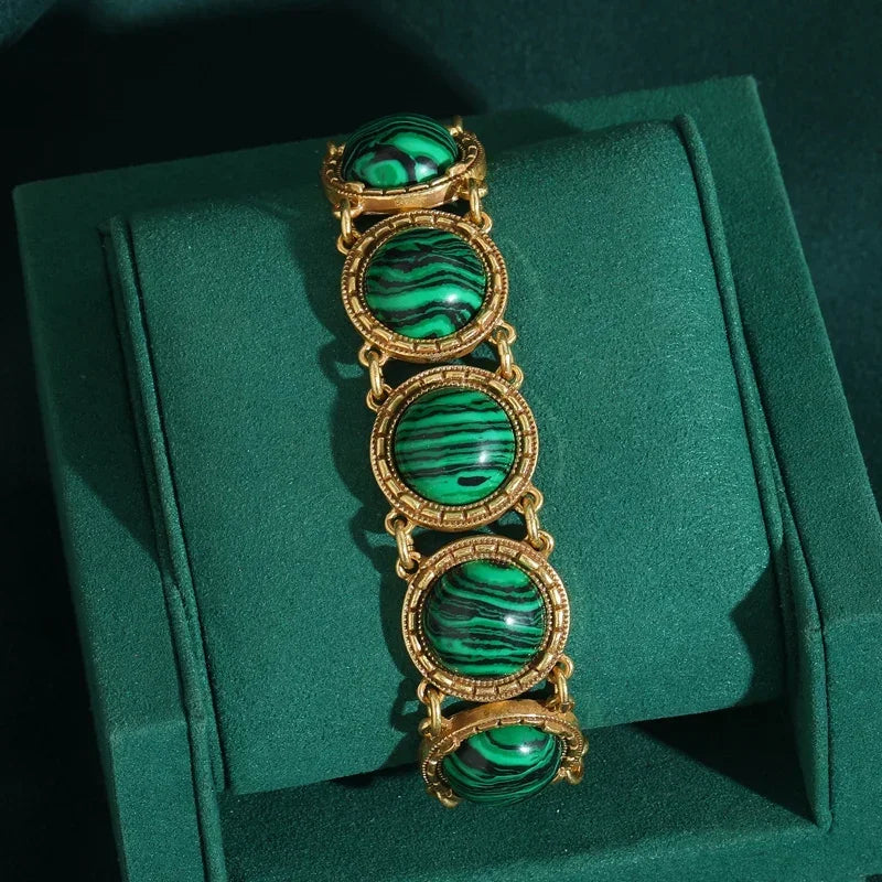 Peacock Stone Link Bracelet – Vintage-Inspired Regal Green Revival