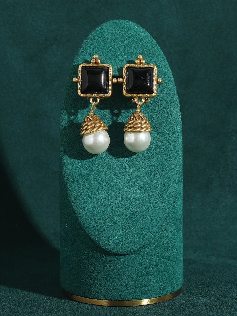 Square Black Agate & Pearl Drop Earrings – Vintage-Inspired Regal Glam