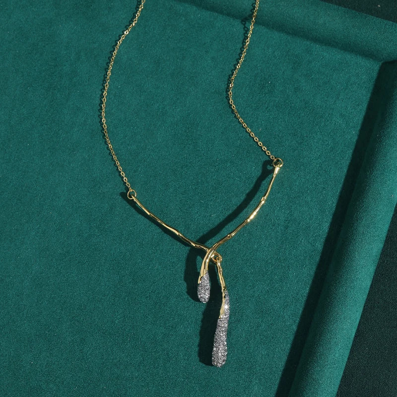 Gothic Glam Water Drop Cross Necklace – Rhinestone Pendant in Antique Gold