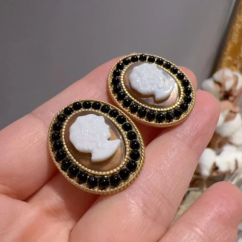 Victorian Black & White Cameo Earrings – Ornate Rhinestone Clip-Ons