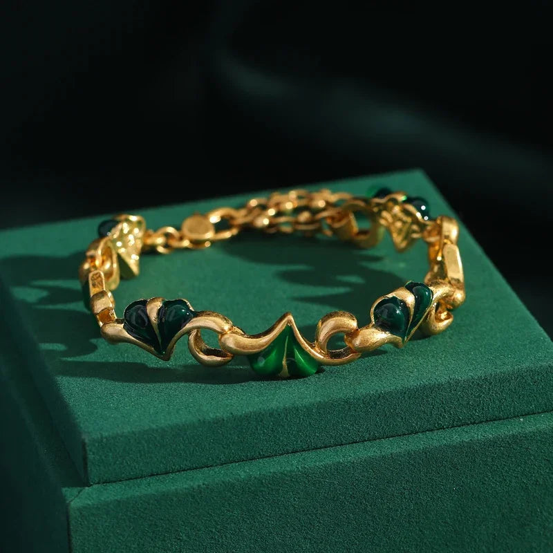 Vintage Green Heart Charm Bracelet – Gold-Plated Adjustable