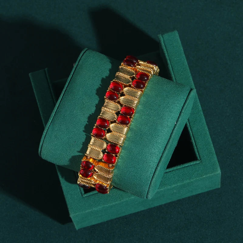 Red Glass Bangle Bracelet – Vintage-Inspired Retro Revival