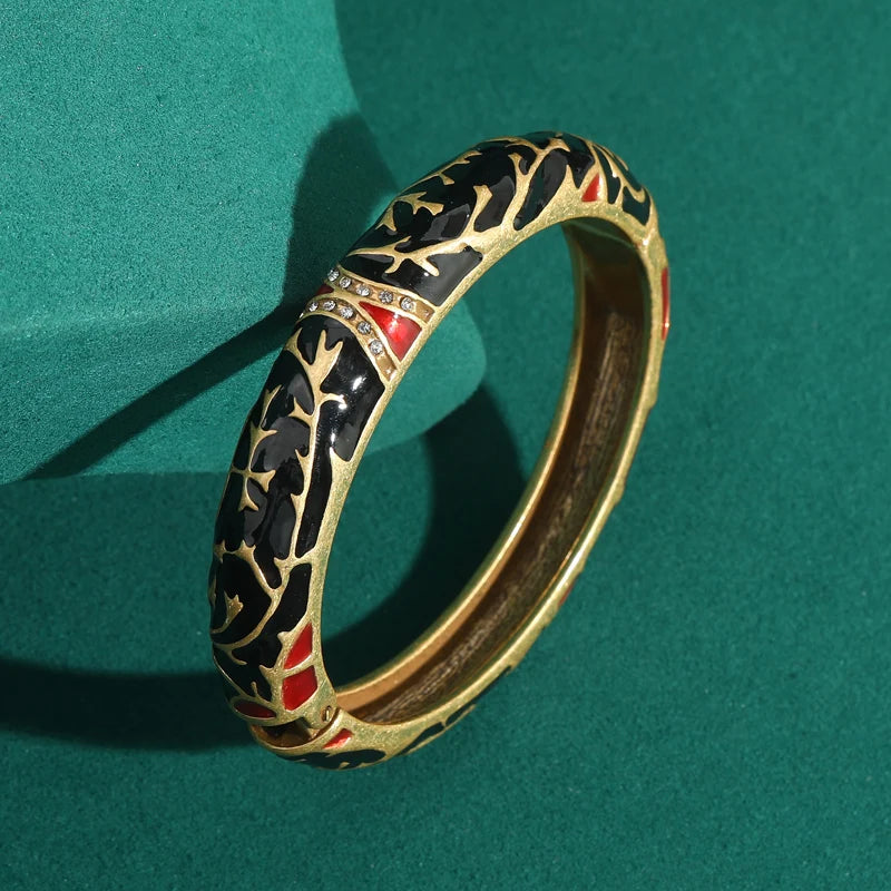 80s Power Glam Leopard Enamel Bangle – Black & Red Animal Print Statement Bracelet