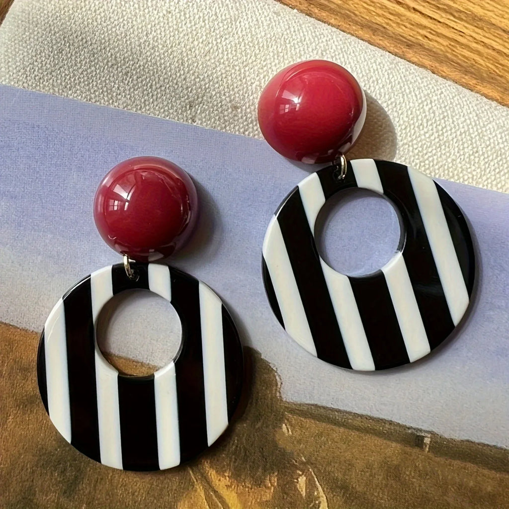 Vintage Striped Dangle Earrings – Graphic Pop Statement
