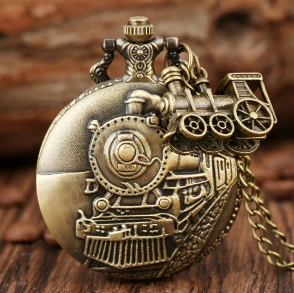 Steampunk Locomotive Pocket Watch – Victorian-Inspired Quartz Timepiece