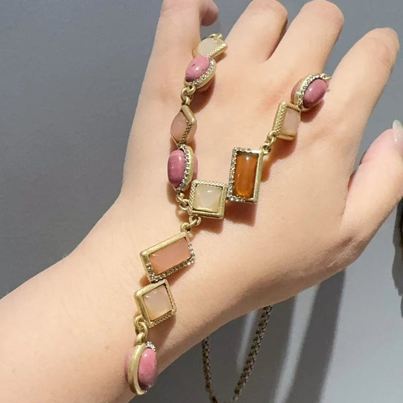 Vintage Pink Water Droplet Pendant Necklace – Art Deco & Emotional Elegance