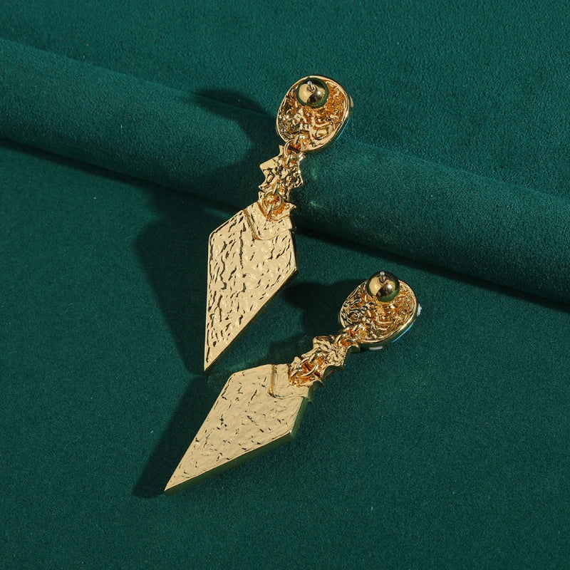 80s Power Glam Red & Blue Triangle Drop Earrings – Geometric Statement Pair