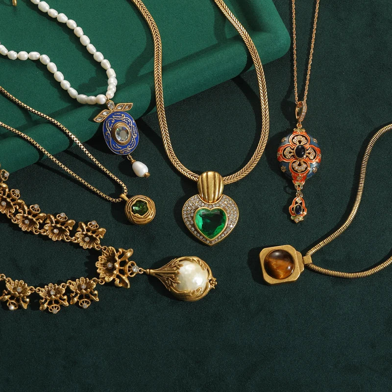 Gothic Glam Water Drop Cross Necklace – Rhinestone Pendant in Antique Gold