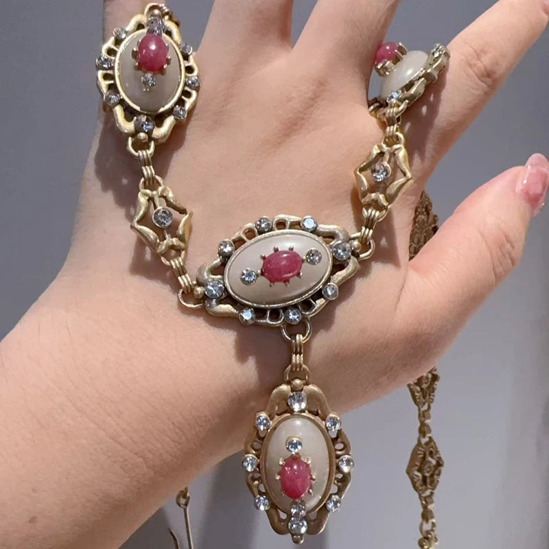 Vintage Pink Natural Stone Collar Necklace with Rhinestones