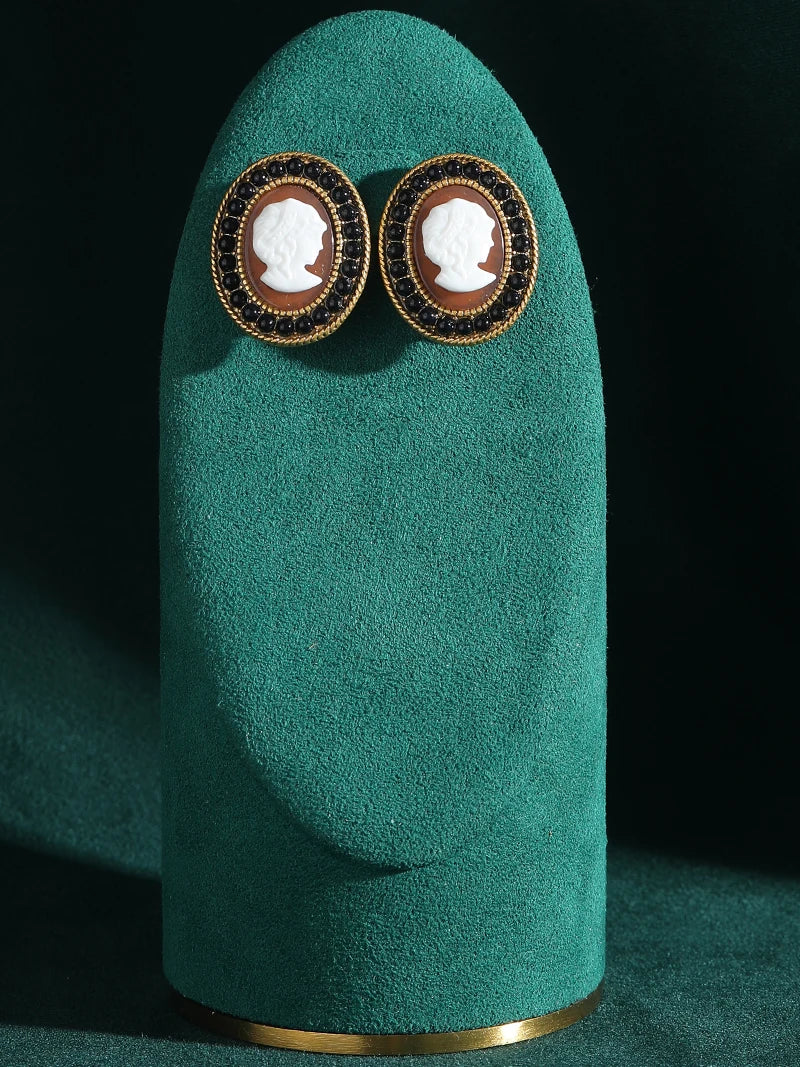 Victorian Black & White Cameo Earrings – Ornate Rhinestone Clip-Ons