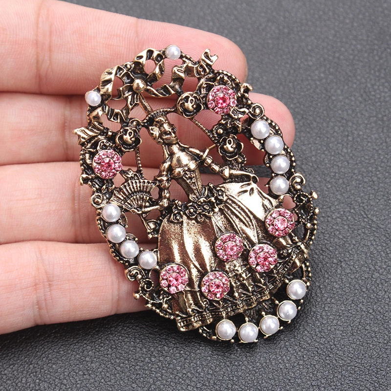 Victorian–Edwardian Goddess Brooch