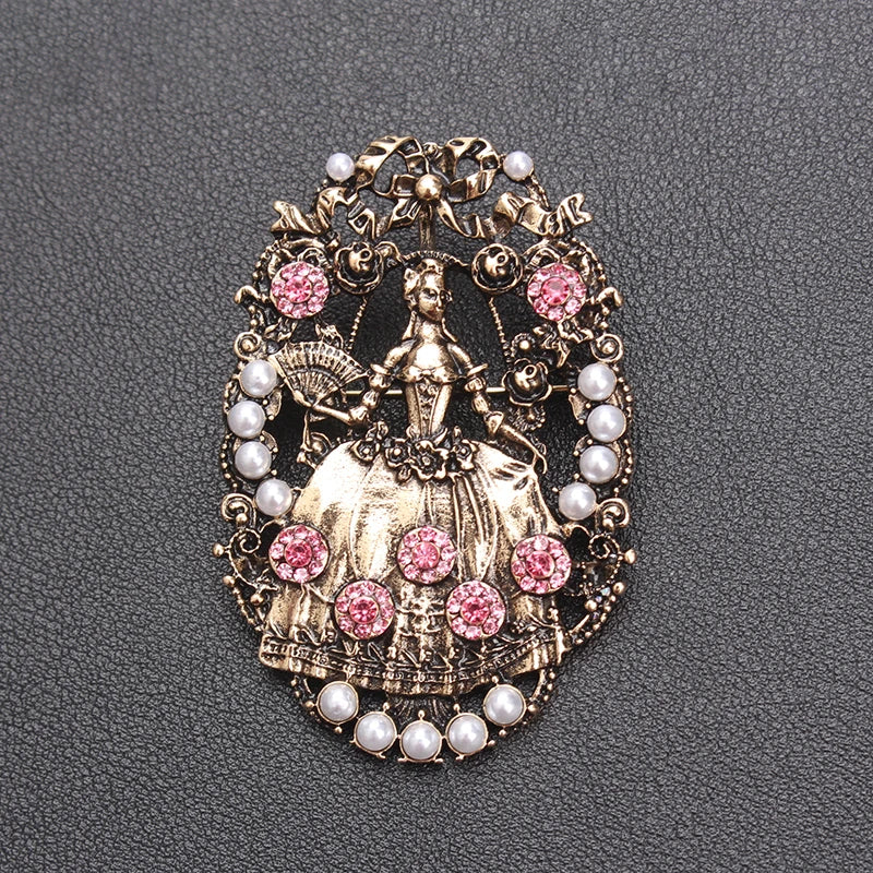 Victorian–Edwardian Goddess Brooch