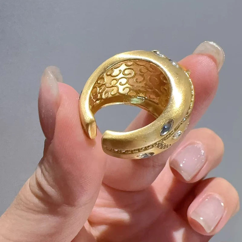 Vintage Yellow Agate & Blue Rhinestone Gold-Plated Statement Ring – Adjustable