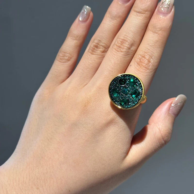 Vintage Green Crystal Starry Disc Gold-Plated Statement Ring – Adjustable