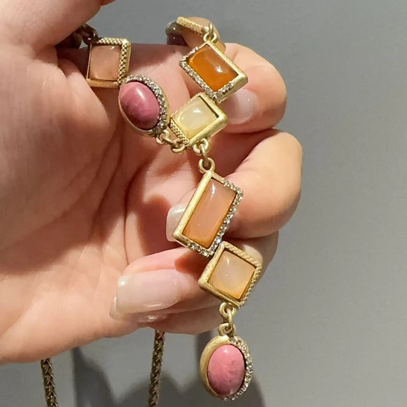 Vintage Pink Water Droplet Pendant Necklace – Art Deco & Emotional Elegance