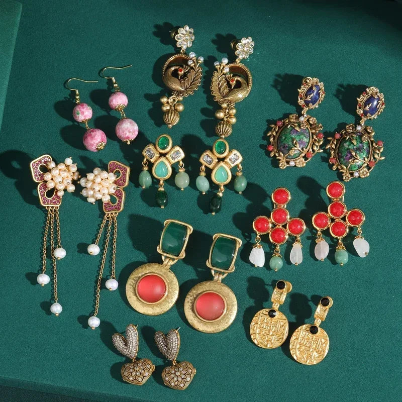 Vintage White Floral Fan Earrings – 1980s Power Glam with Striped Detailing