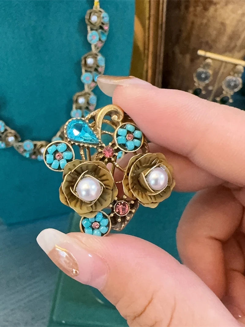 Vintage Freshwater Pearl Necklace with 3D Flower & Leaf Motif