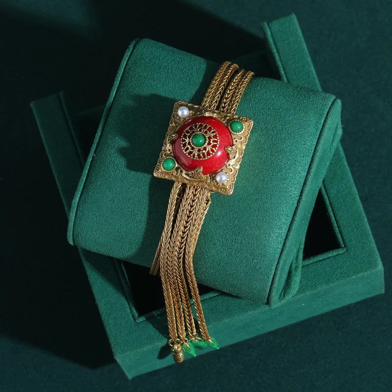 Vintage Snake Chain Charm Bracelet – 1950s Regal Red Glaze & Green Stone Drop