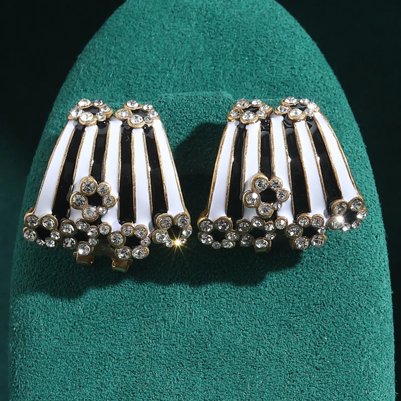 Vintage White Floral Fan Earrings – 1980s Power Glam with Striped Detailing