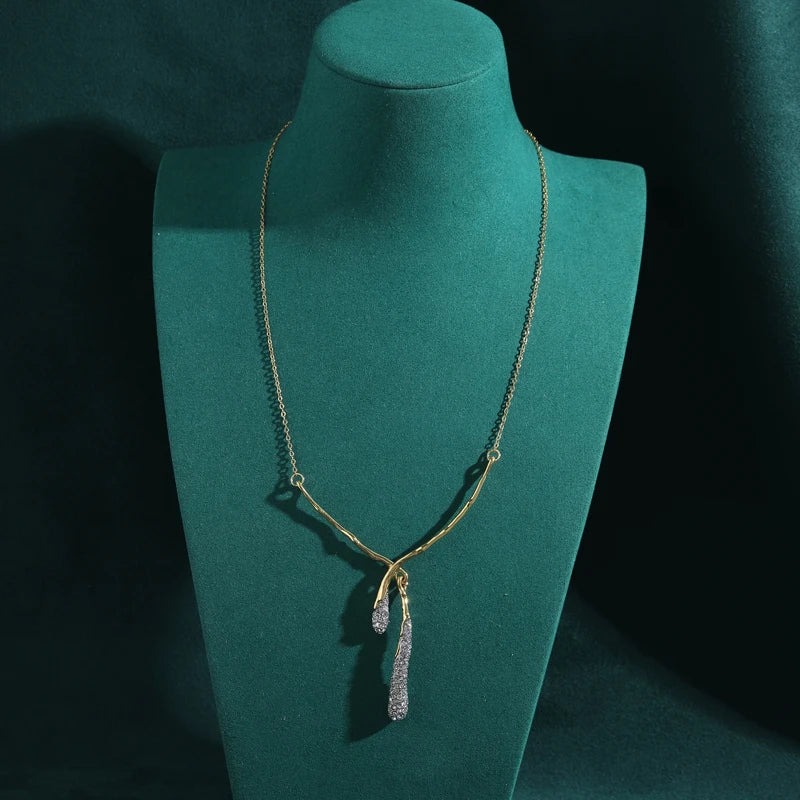 Gothic Glam Water Drop Cross Necklace – Rhinestone Pendant in Antique Gold