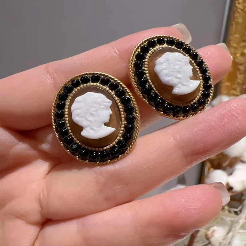Victorian Black & White Cameo Earrings – Ornate Rhinestone Clip-Ons