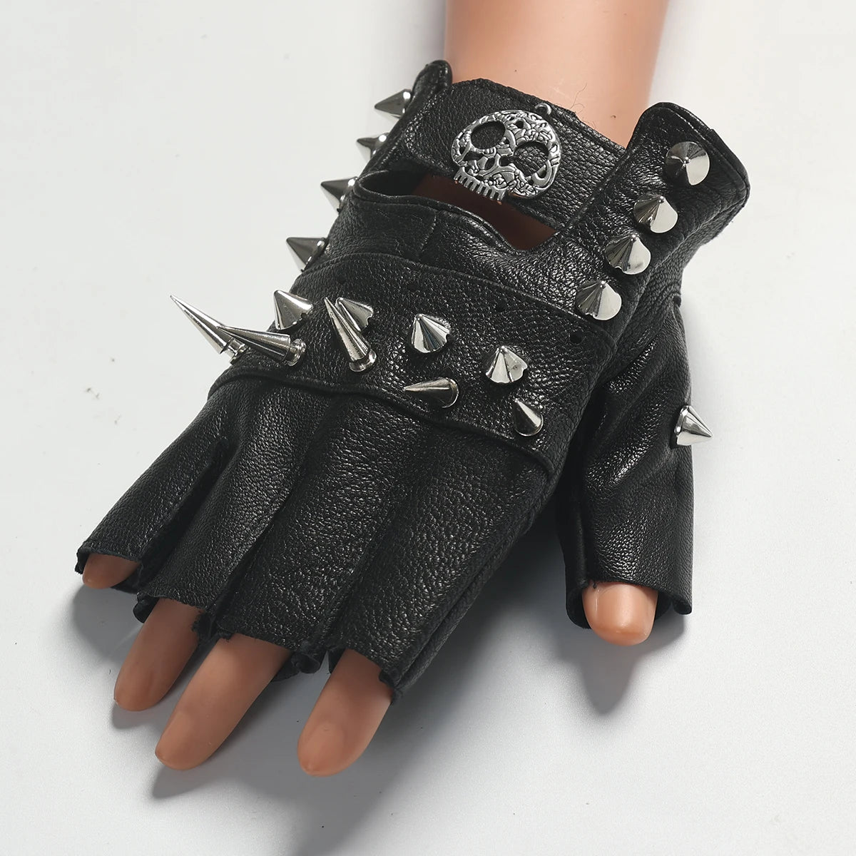 "Chrono Grip" Steampunk Compass Gloves – Unisex