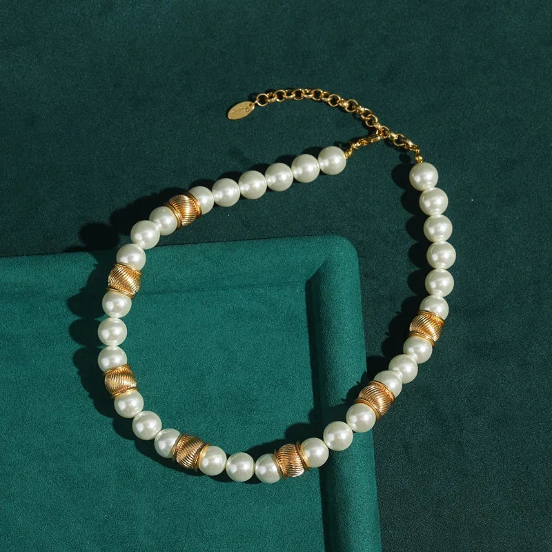 Luxury Freshwater Pearl Choker Necklace with Hammered Gold Beads