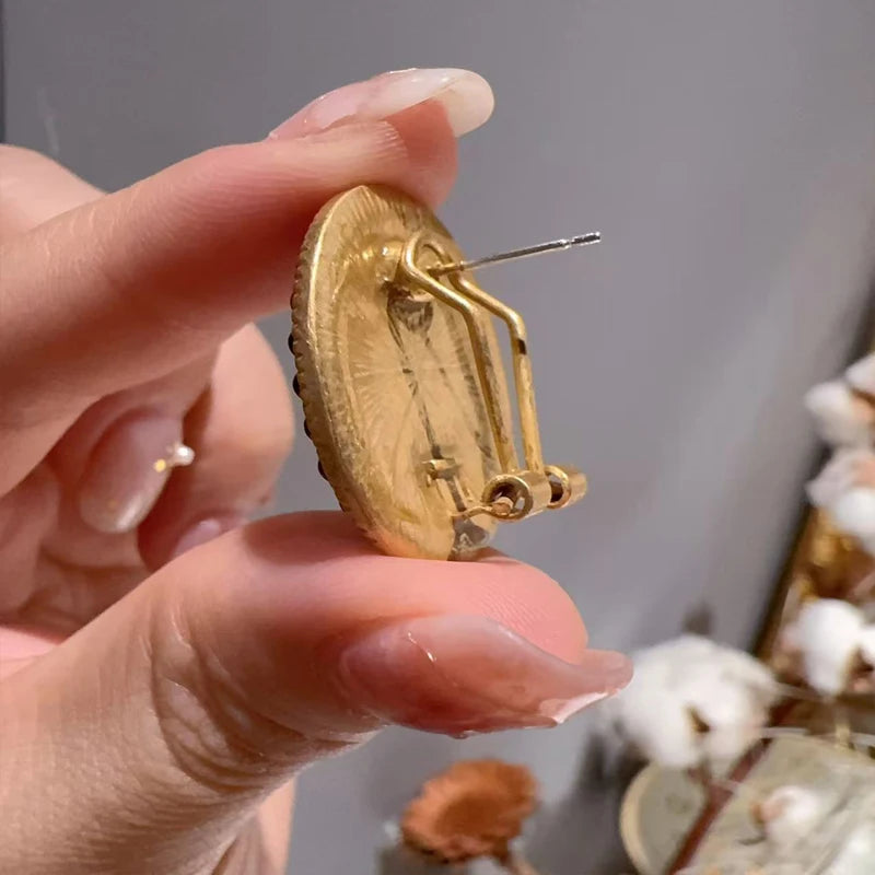 Victorian Black & White Cameo Earrings – Ornate Rhinestone Clip-Ons