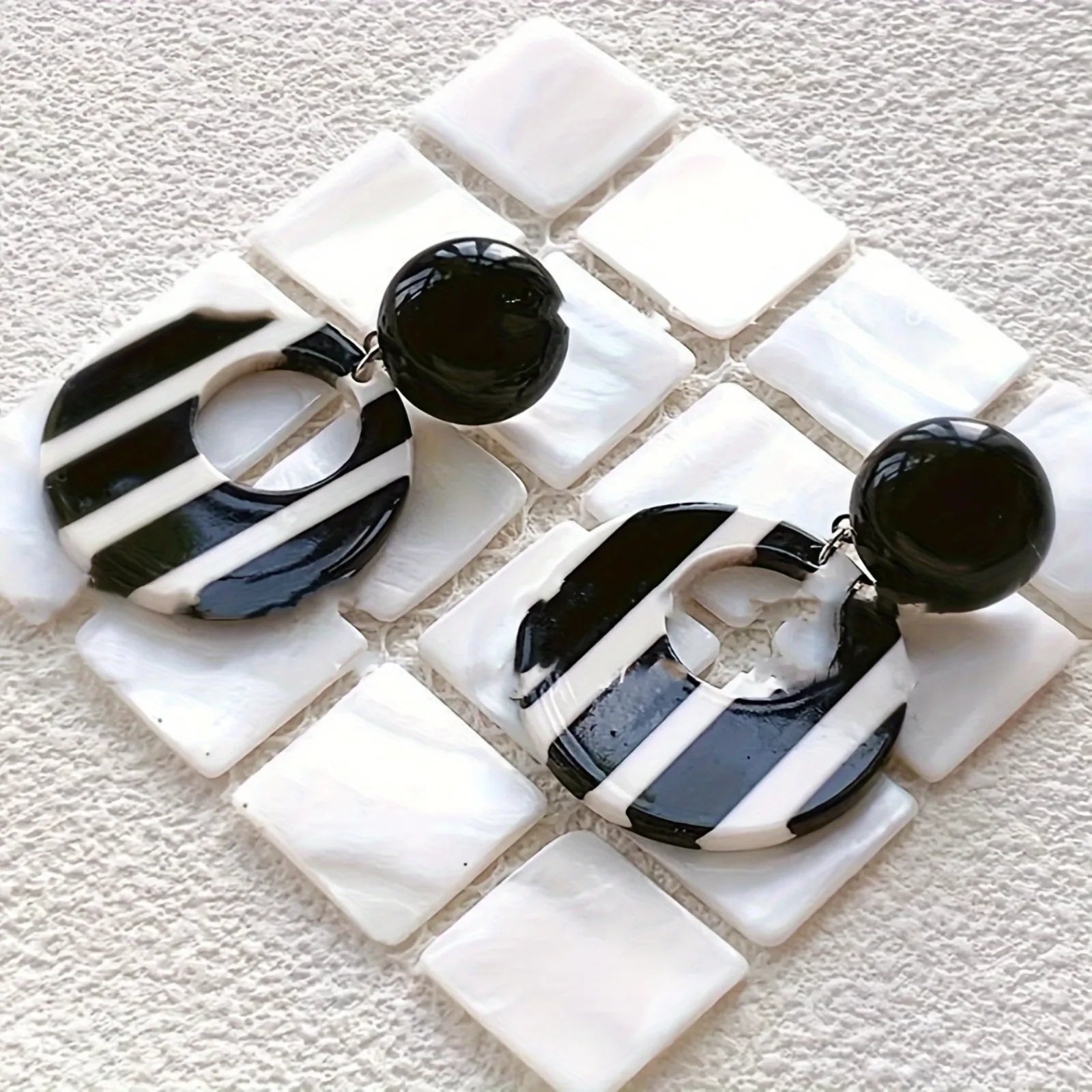 Vintage Striped Dangle Earrings – Graphic Pop Statement