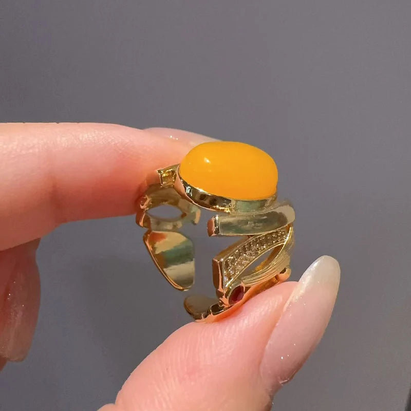 Art Deco Amber Teardrop Ring – 18K Gold-Plated